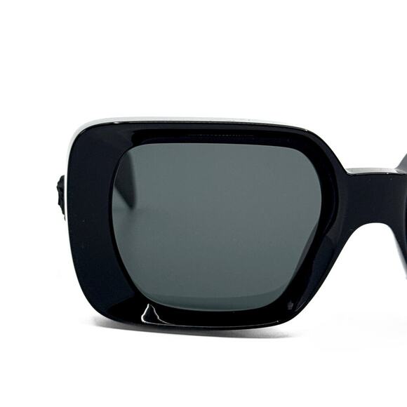 NEW!!! VERSACE Sunglasses MOD.4473-U GB1/87 Authentic - Picture 4 of 12